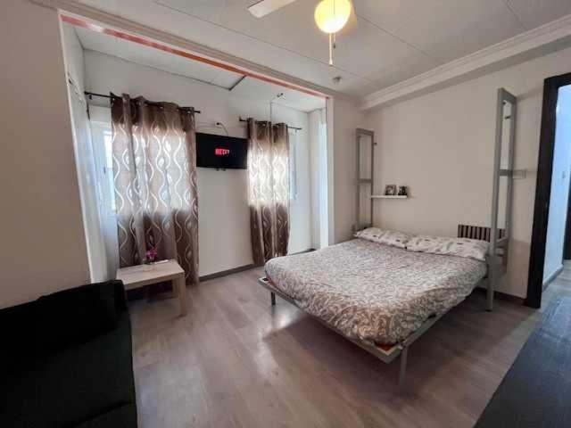 Loft Interior Y Tranquilo Petrer B Apartment Exterior foto