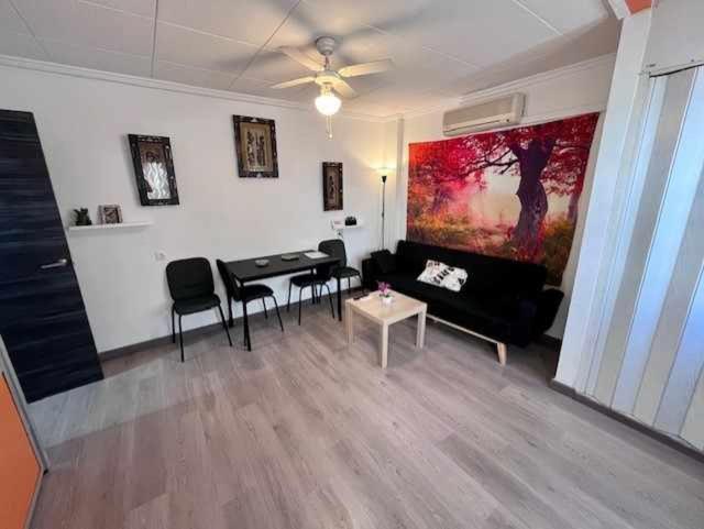 Loft Interior Y Tranquilo Petrer B Apartment Exterior foto
